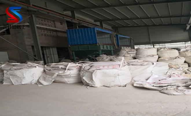 �T���X�\��|�X�\��|����|�r��|����|�S��|�r��